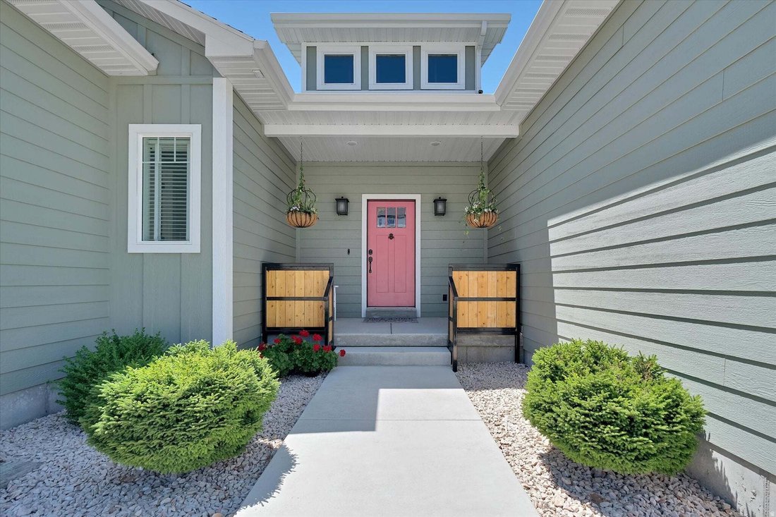 House in Providence, Utah, United States 2 - 18642957