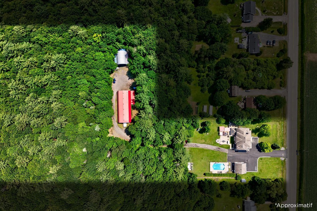 House in L'Assomption, Quebec, Canada 5 - 18643230