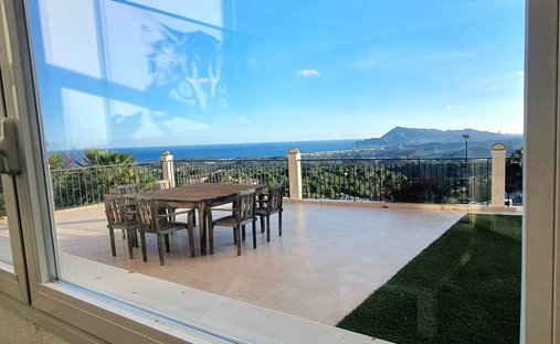 Villa in Altea, Valencian Community, Spain 1