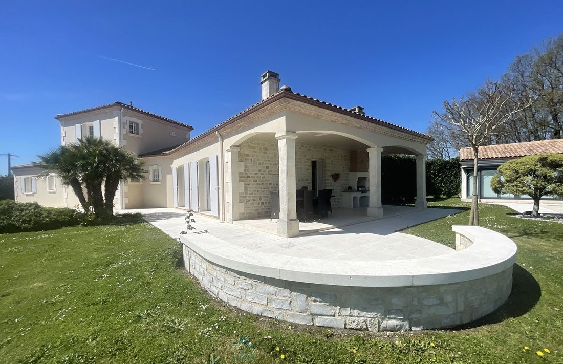 Villa in Saint Hilaire, Barbezieux-Saint-Hilaire, Frankreich 4 - 18647701
