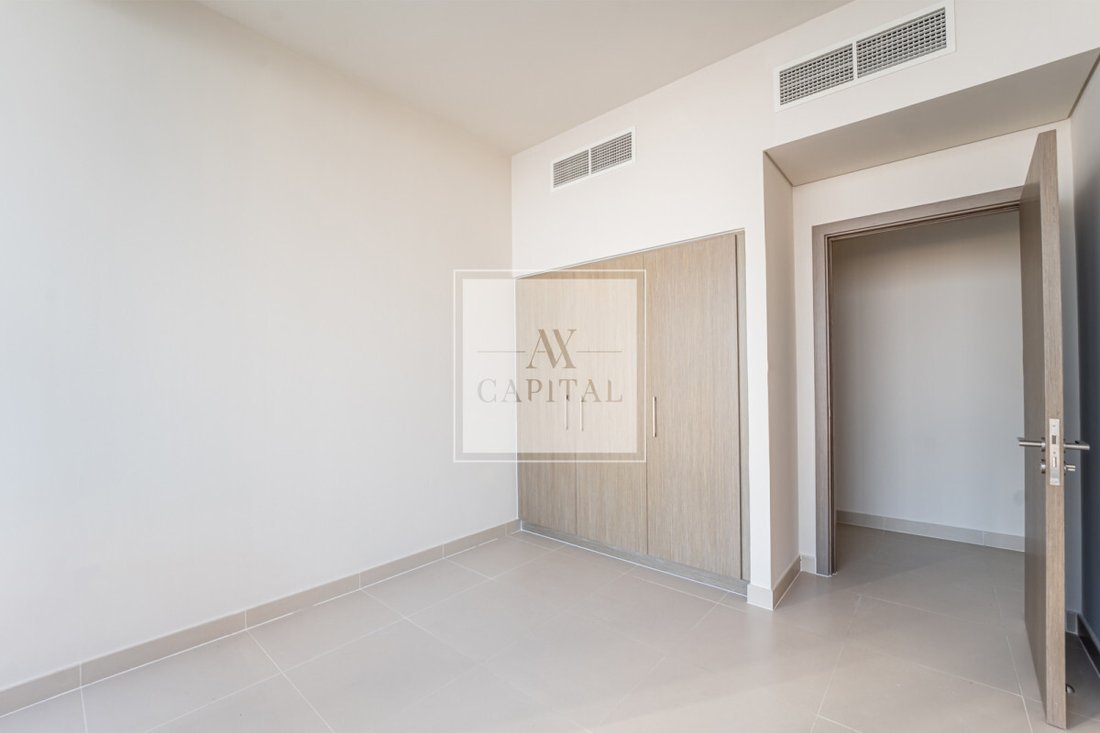 Apartment in United Arab Emirates 3 - 18647748
