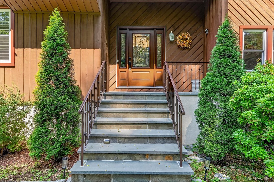 House in Yorktown Heights, New York, United States 2 - 18645981