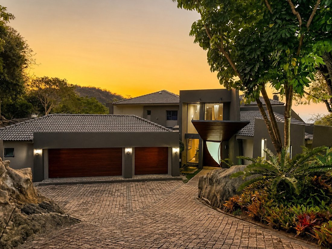House in Sonheuwel, Mbombela, Mpumalanga 4 - 18601254