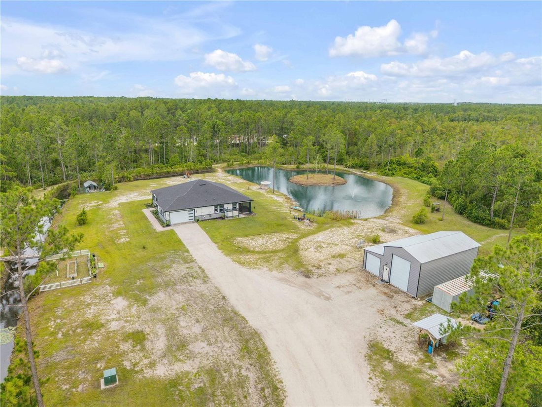 House in DeLand, Florida, United States 3 - 18643082