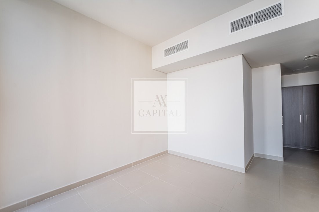 Apartment in United Arab Emirates 5 - 18647748