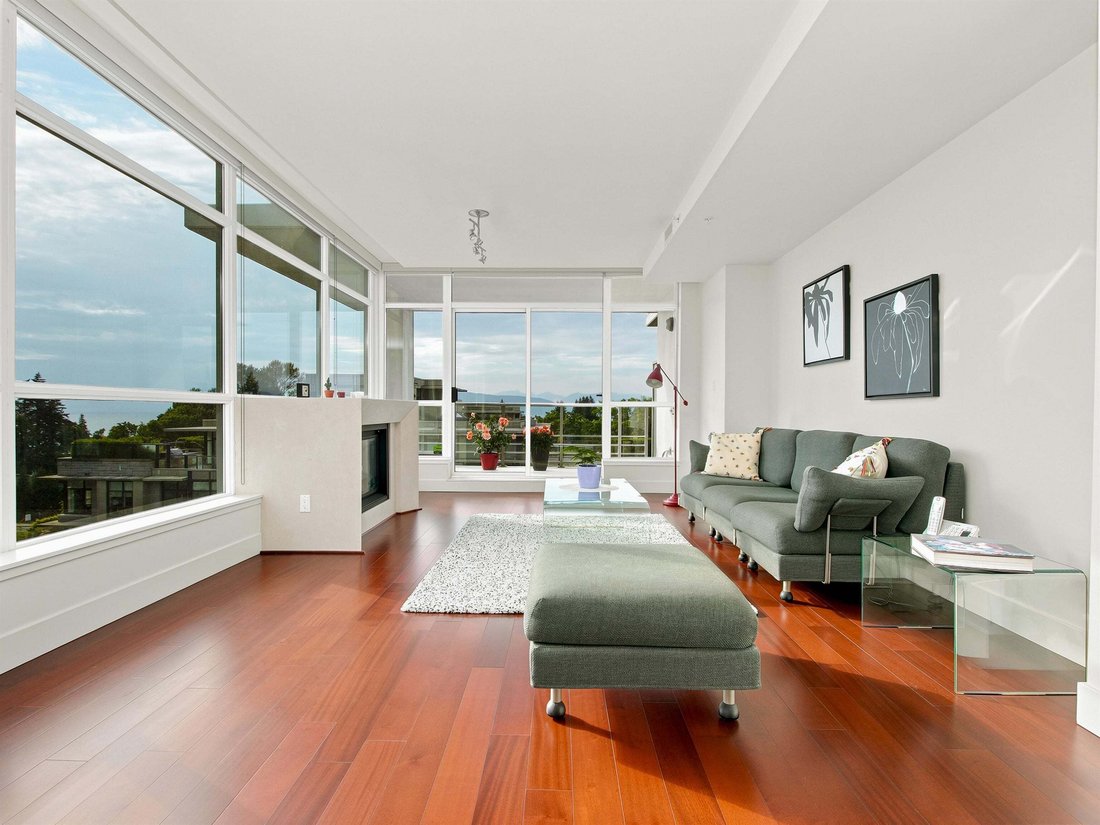 Condo in University Endowment Lands, British Columbia, Canada 3 - 18644057