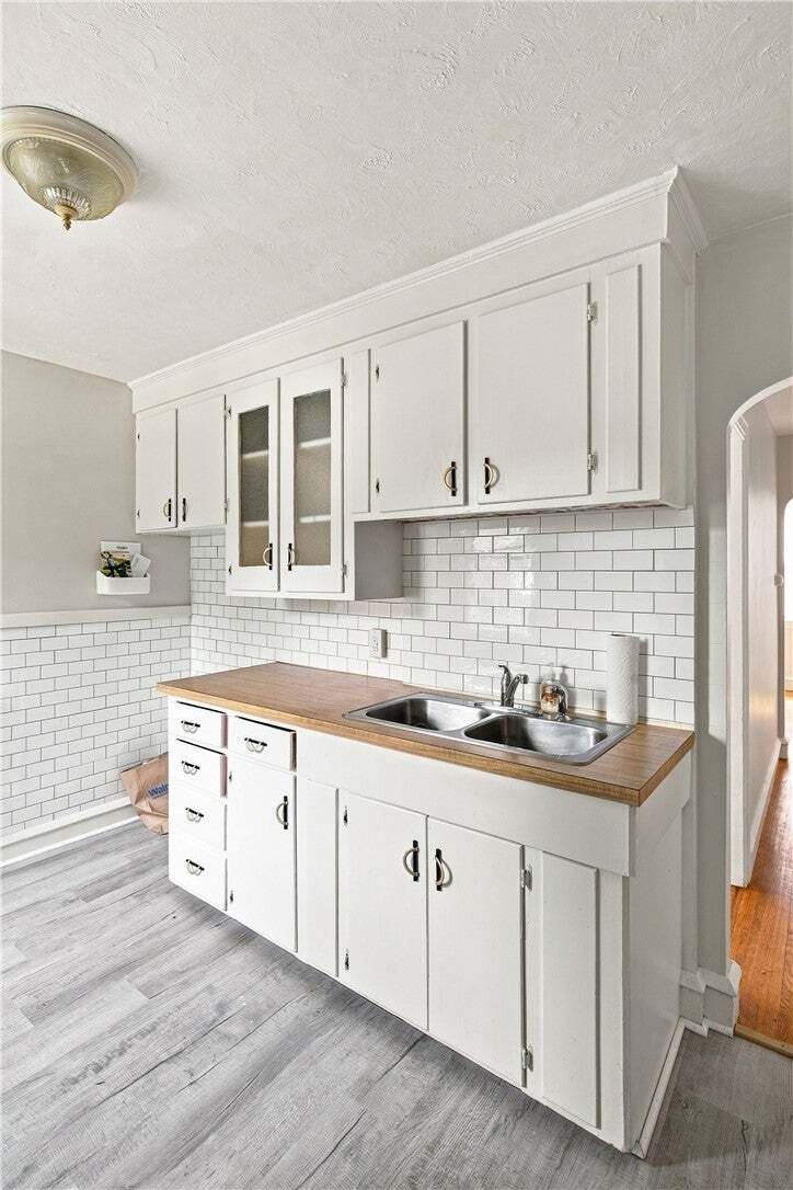 North Smithfield, Rhode Island, United States 3 - 18645735