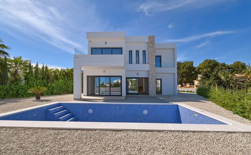Villa in Benissa, Valencian Community, Spain 1