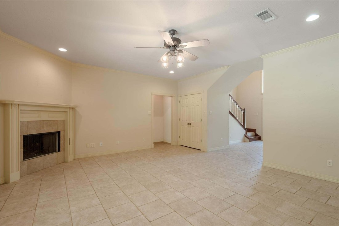 Condo in Huntsville, Texas, United States 5 - 18613355
