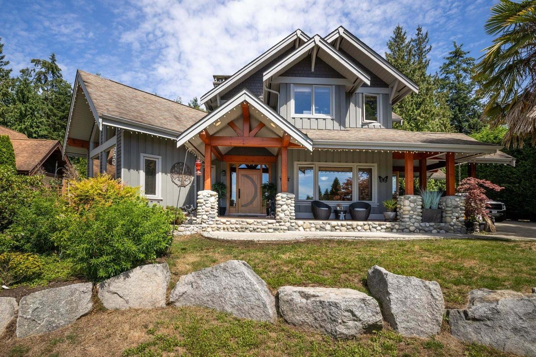 House in Gibsons, British Columbia, Canada 2 - 18643637