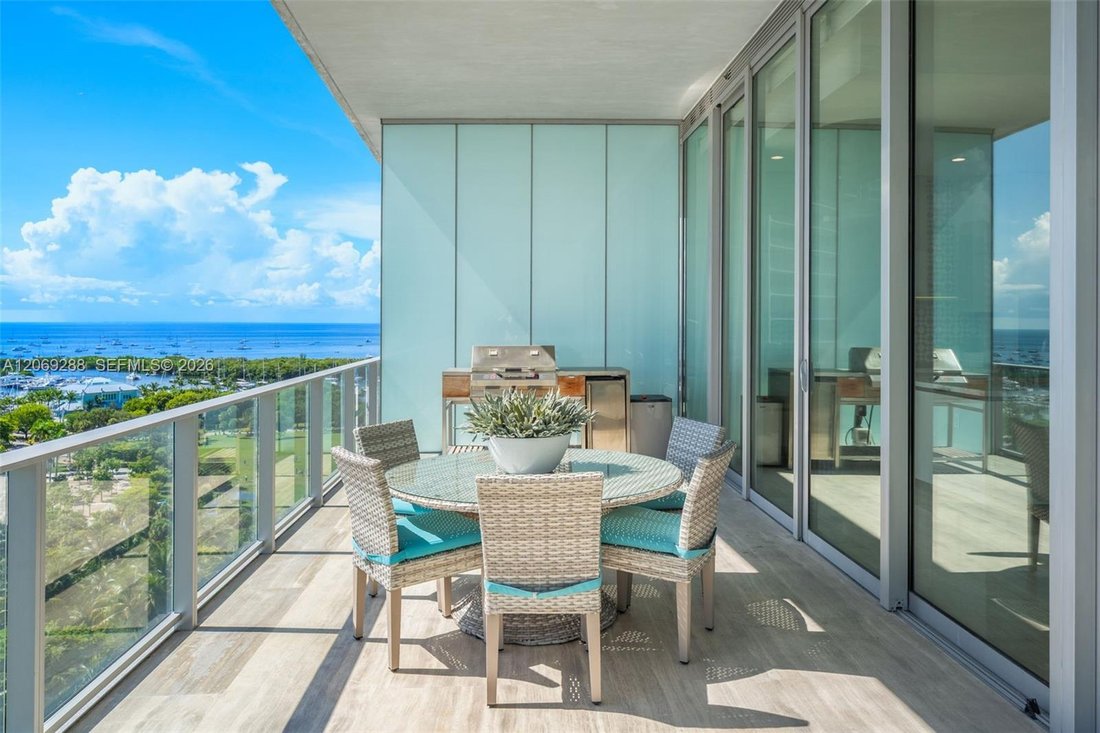 Condo in Miami, Florida, United States 3 - 18647105