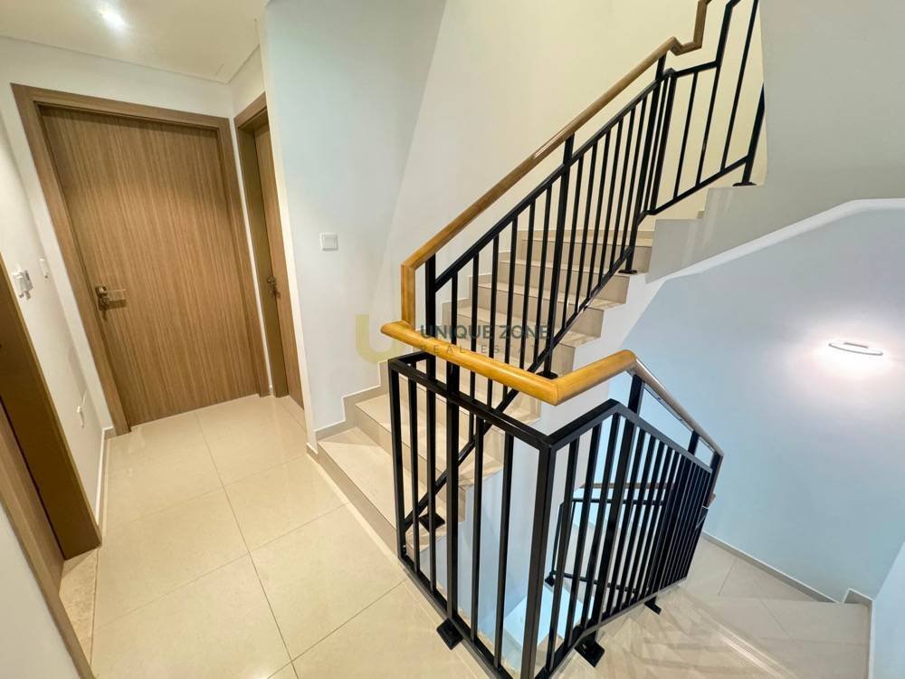 Townhouse in Damac Hills 2, Dubai, United Arab Emirates 2 - 18642442