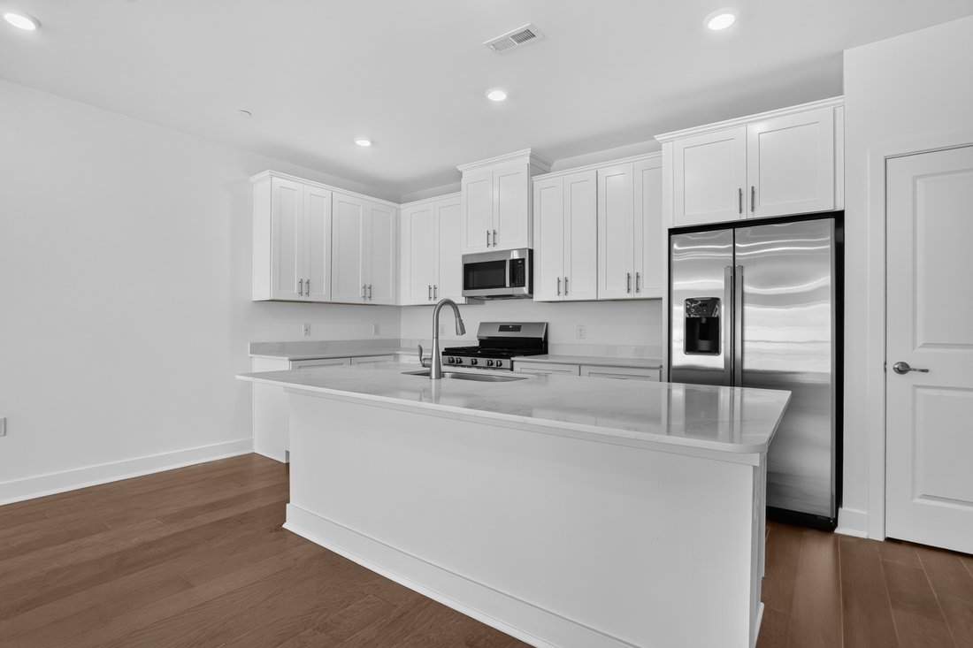 Condo in Pennington, New Jersey, United States 4 - 17949201