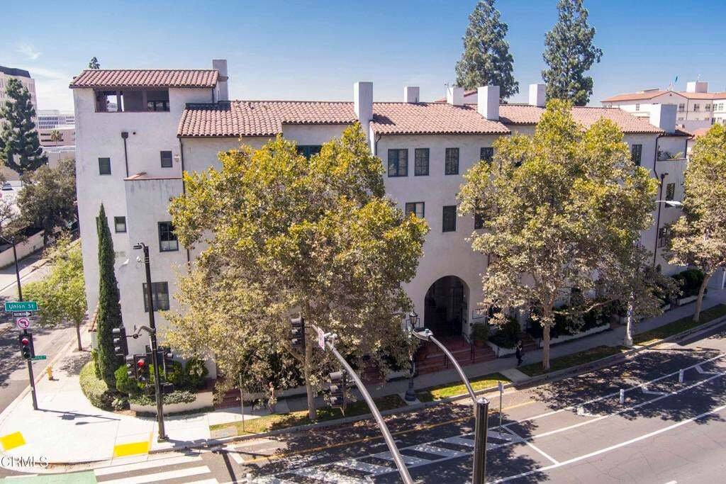 Condo in Altadena, California, United States 1 - 18642999