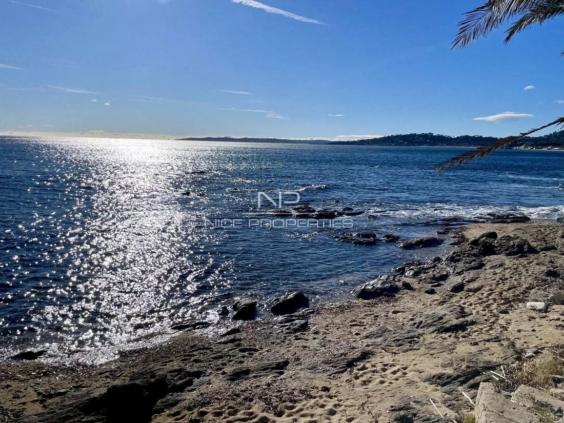 Villa in Nartelle-Noyer-Bellevue-bd des Sardinaux, Sainte-Maxime, France 1 - 18647612