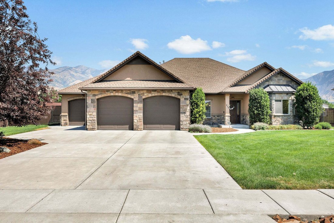House in Hyde Park, Utah, United States 1 - 18643045