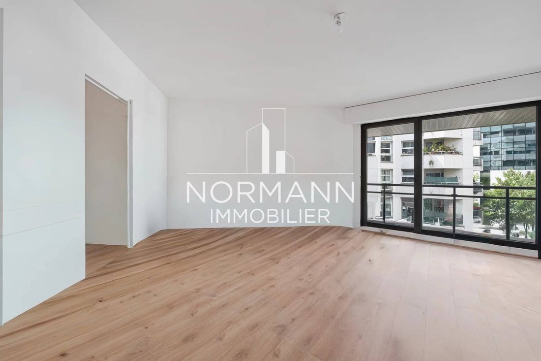 Apartment in Hôtel de Ville-Planchette, Levallois-Perret, France 3 - 17896279