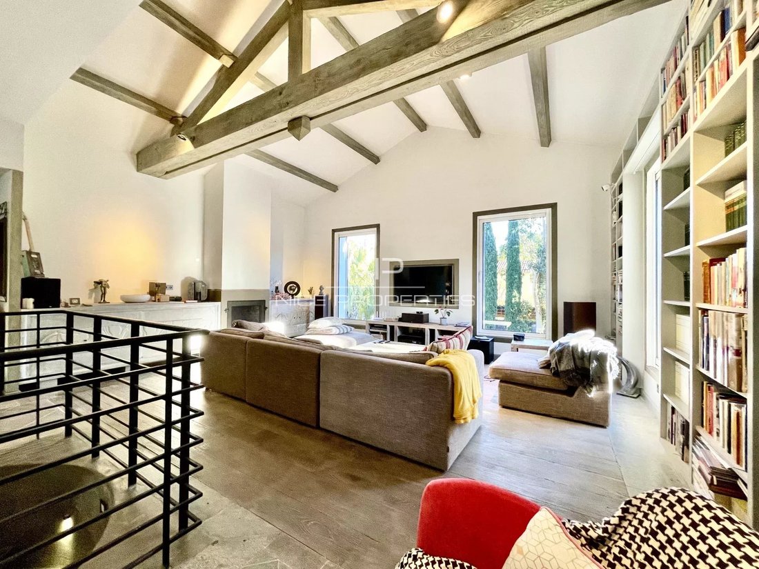Villa in Nartelle-Noyer-Bellevue-bd des Sardinaux, Sainte-Maxime, France 2 - 18647612