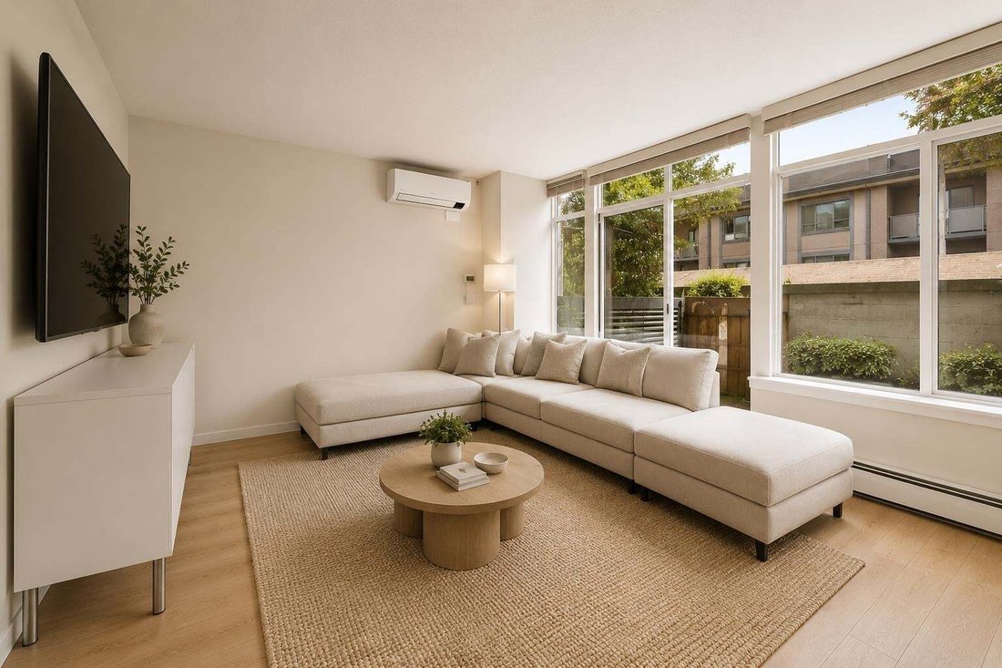 Townhouse in Vancouver, British Columbia, Canada 4 - 18643534