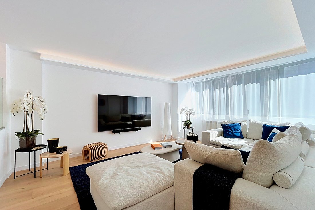 Casa en Andorra la Vieja, Andorra la Vieja, Andorra 2 - 17902257