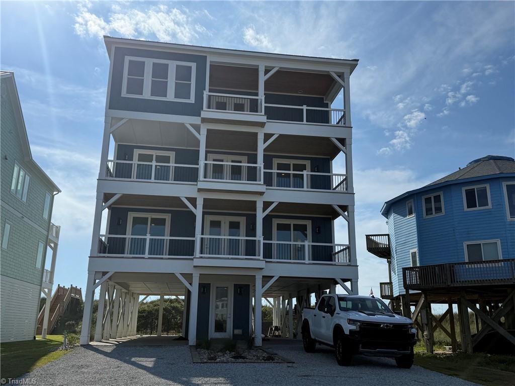 House in North Topsail Beach, North Carolina, United States 1 - 18646939