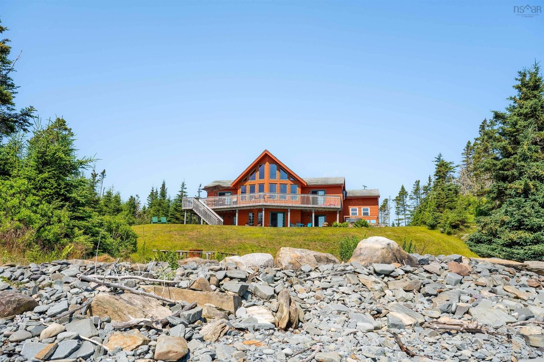 House in Sonora, Nova Scotia, Canada 2 - 14532575