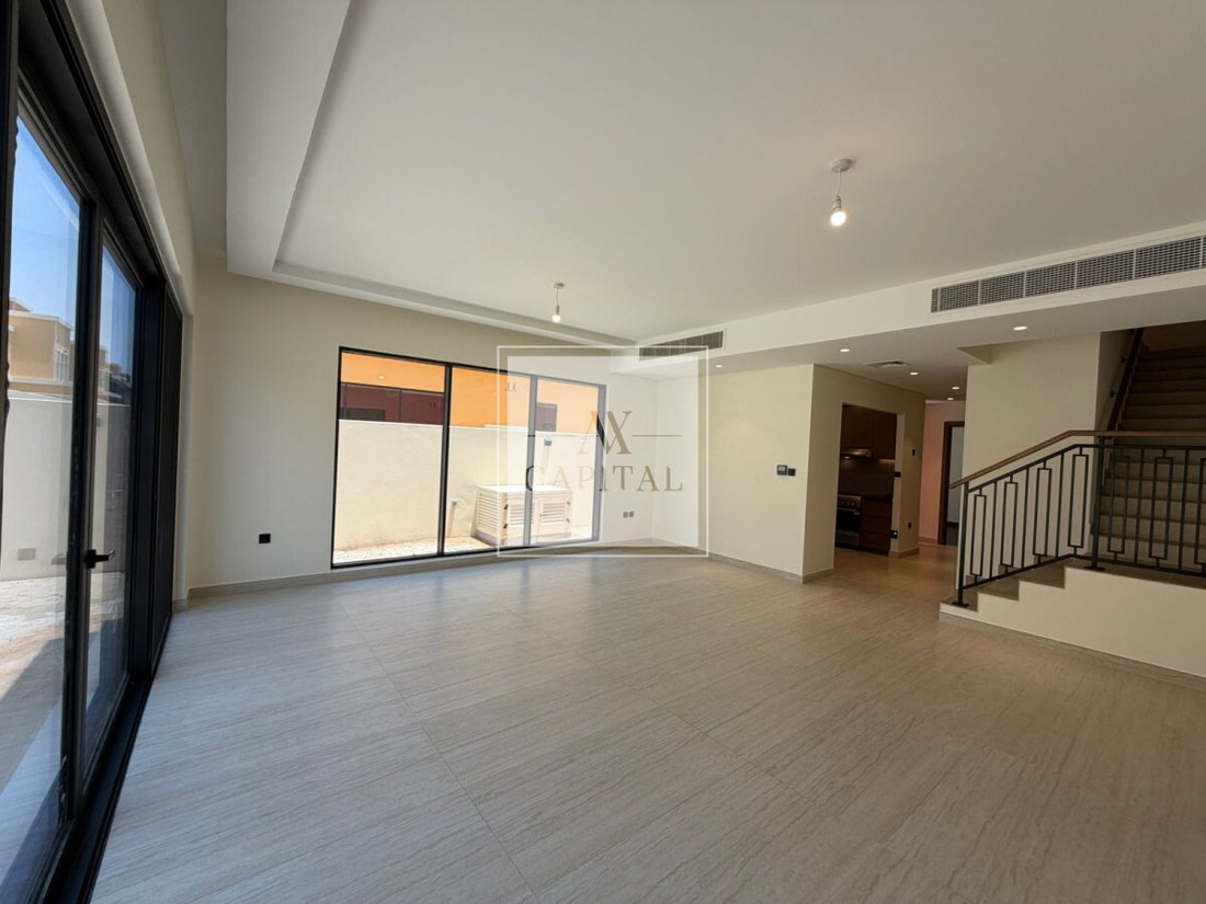 Townhouse in JLT / Jumeirah Lakes Towers, Dubai, United Arab Emirates 2 - 18647731