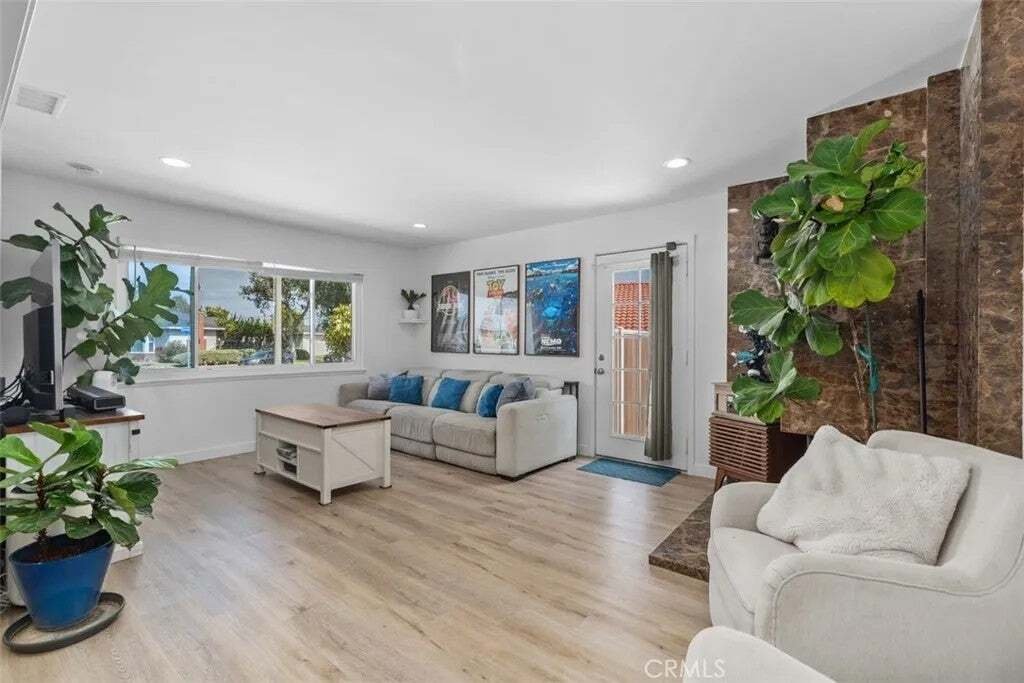 House in Orange, California, United States 3 - 18646559