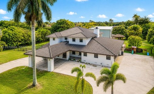 House in Miramar, Florida, United States 1