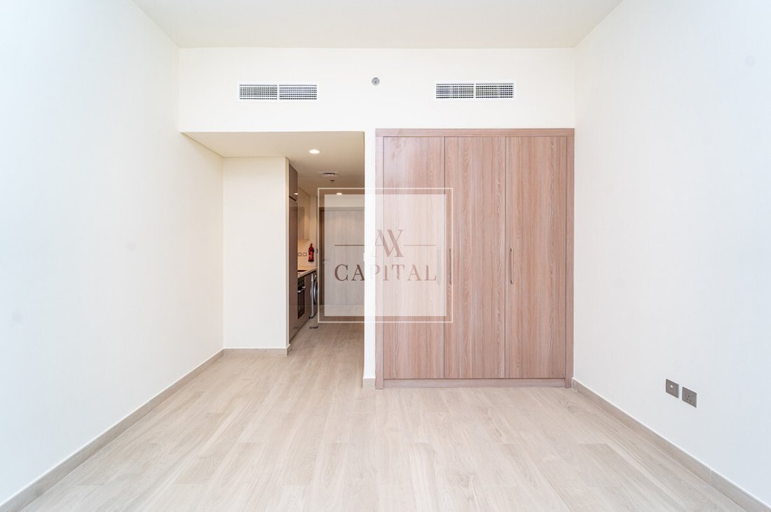 Apartment in Umm Suqeim, Dubai, United Arab Emirates 5 - 18647768