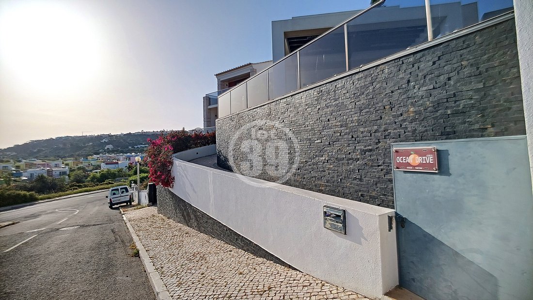 House in Olhos de Agua, Algarve, Portugal 5 - 18647608