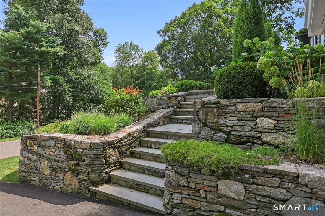 House in Glastonbury, Connecticut, United States 4 - 18647463