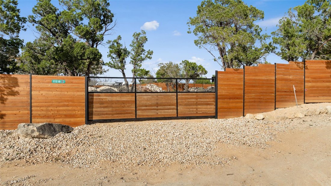 House in Austin, Texas, United States 4 - 18646316