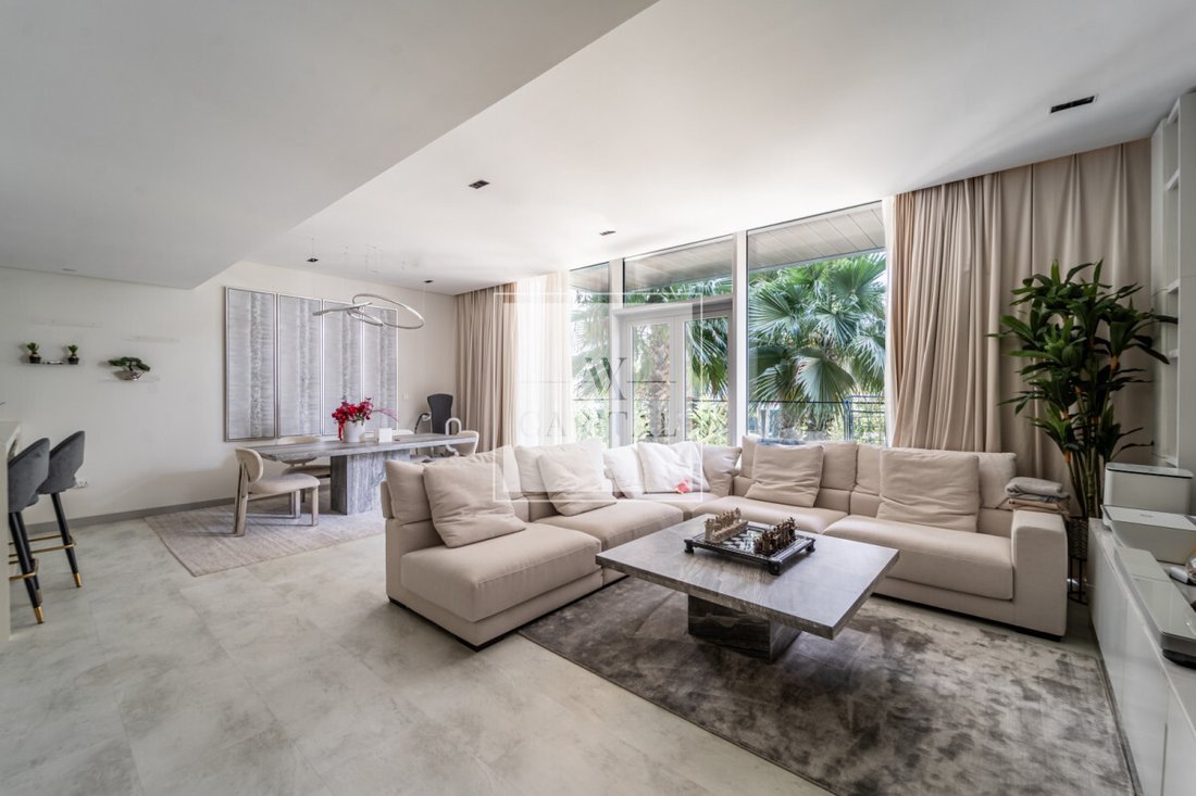 Apartment in Bluewaters, Dubai, United Arab Emirates 2 - 18648196