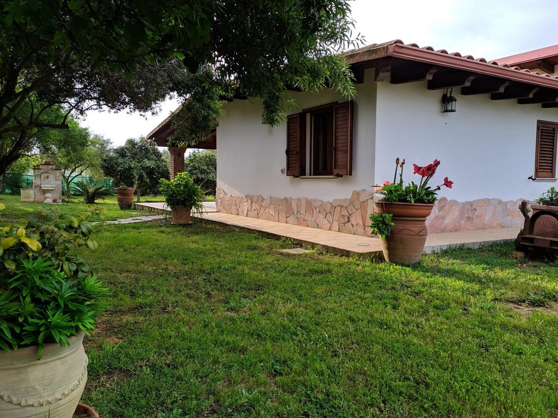 Villa in Iglesias, Sardinia, Italy 3 - 18646203
