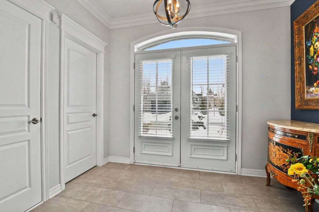 House in Blainville, Quebec, Canada 5 - 18643590