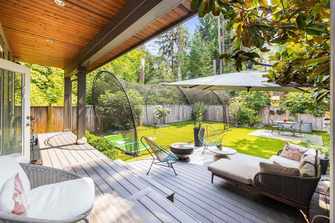 House in North Vancouver, British Columbia, Canada 5 - 18643608