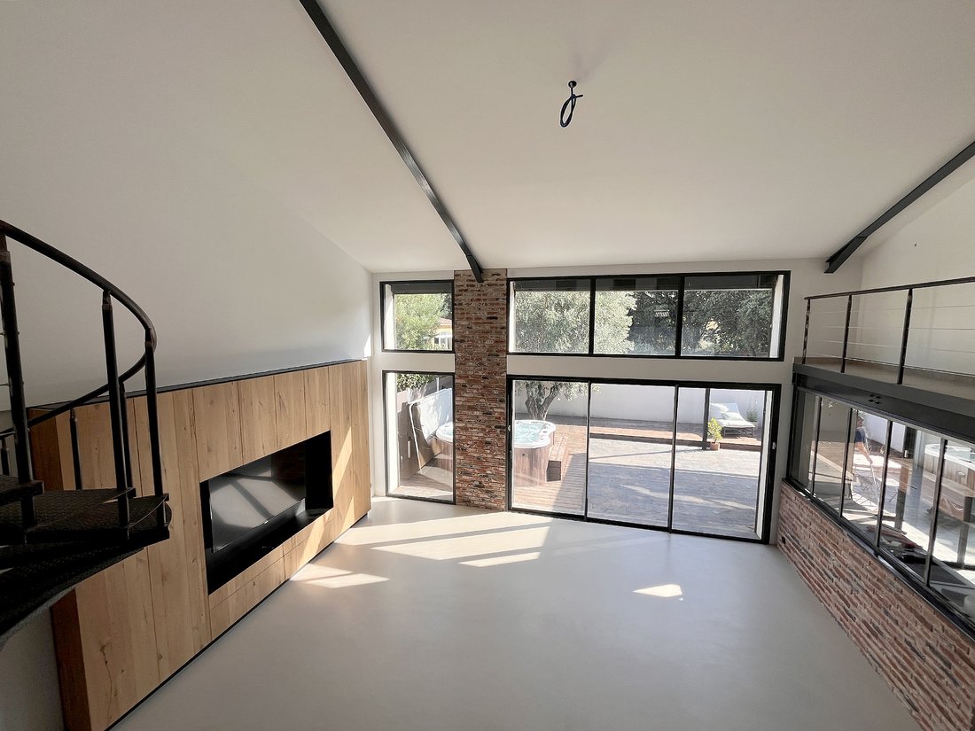 Villa in Zone Rurale Nord, Carpentras, France 1 - 18642326