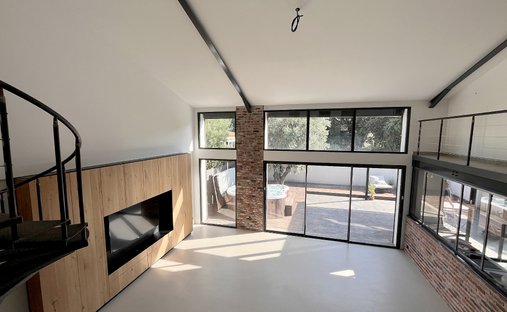 Villa in Zone Rurale Nord, Carpentras, France 1