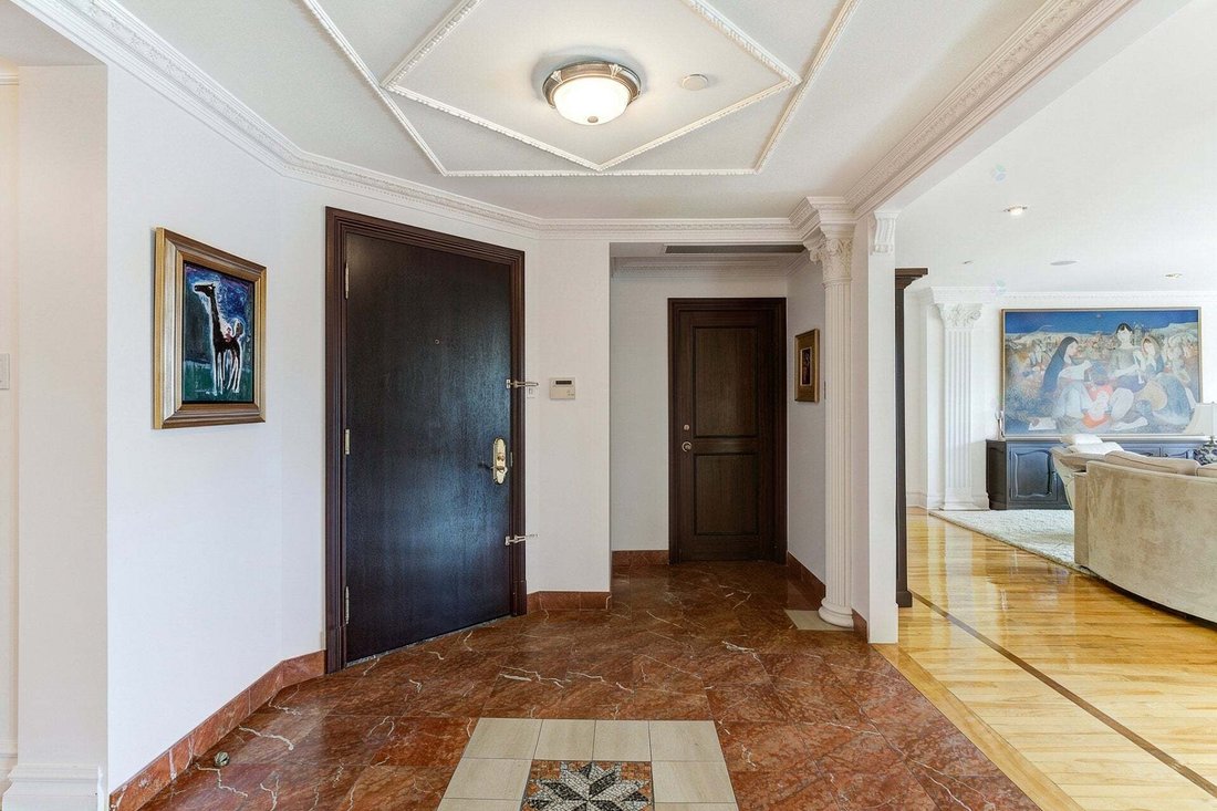 Condo in Montréal, Quebec, Canada 3 - 18643134