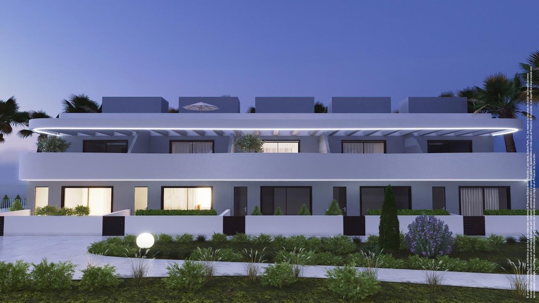 Townhouse in Guardamar del Segura, Valencian Community, Spain 1 - 18647586