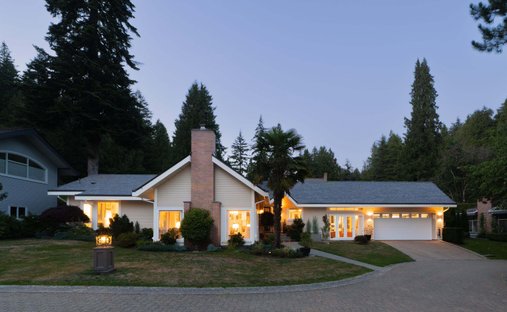 House in West Vancouver, British Columbia, Canada 1