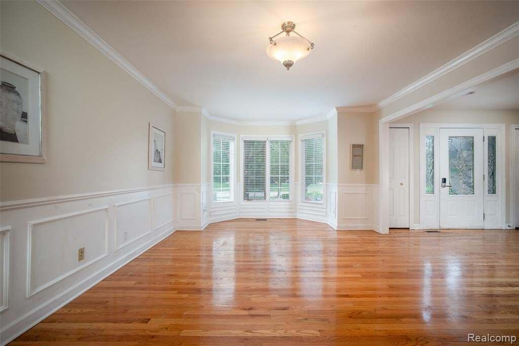 House in Washington, Michigan, United States 4 - 18520146