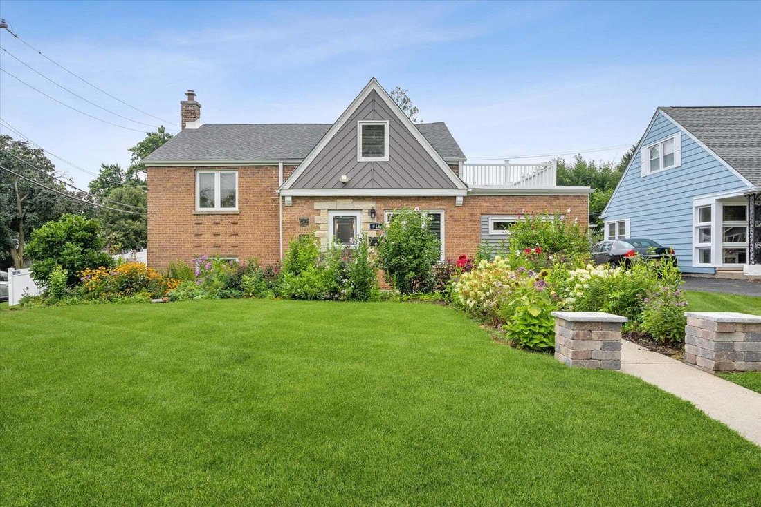 House in Villa Park, Illinois, United States 2 - 18642384