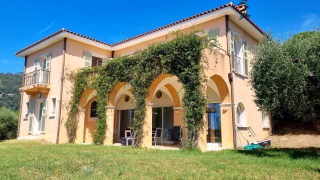 Villa in Menton, Provence-Alpes-Côte d'Azur, France 2 - 18411762