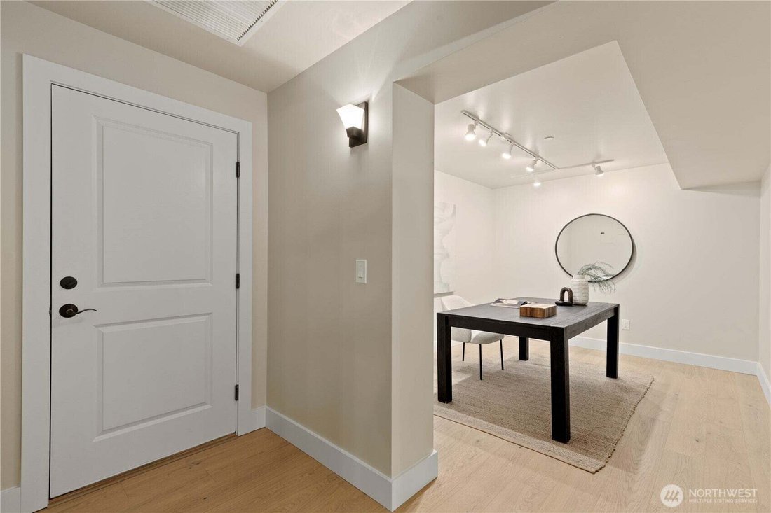 Condo in Seattle, Washington, United States 5 - 18643026