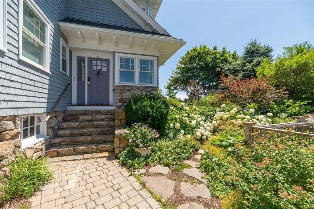 Condo in Gloucester, Massachusetts, United States 3 - 18643362
