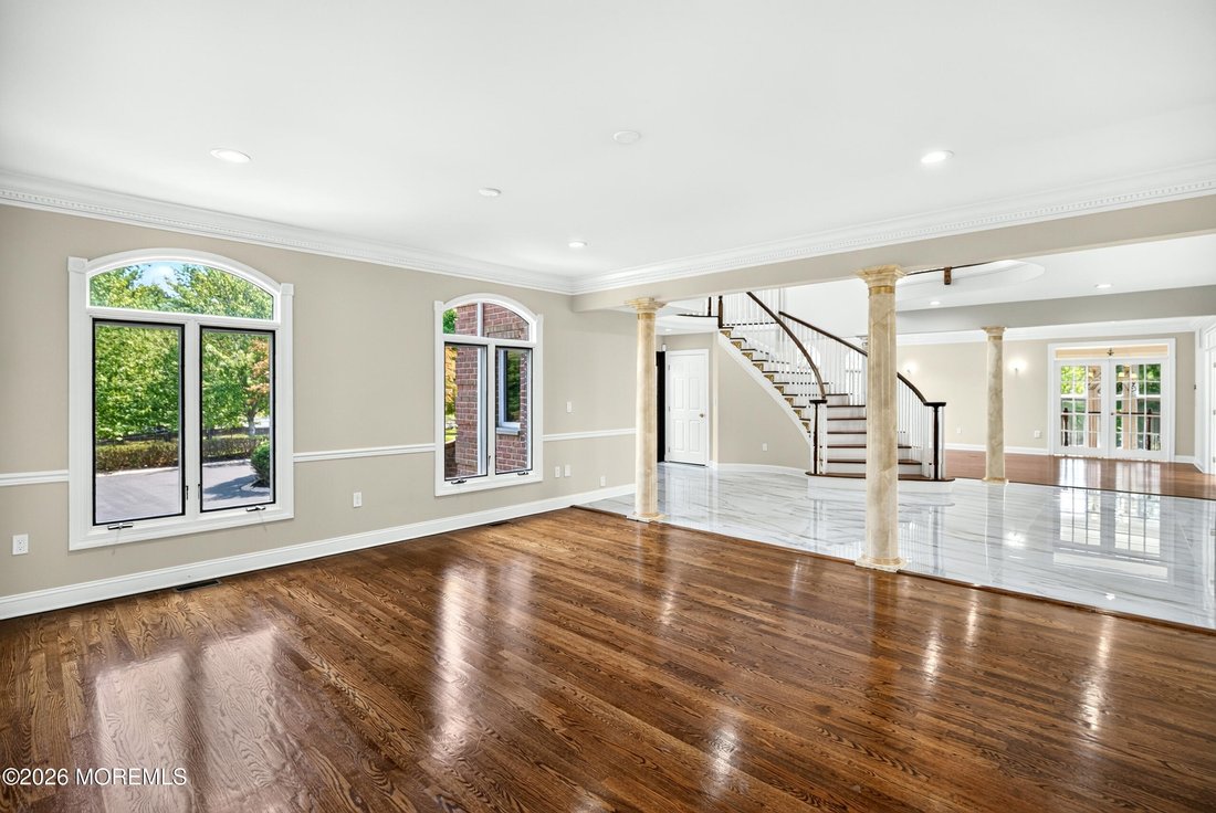 House in Colts Neck, New Jersey, United States 5 - 18645258