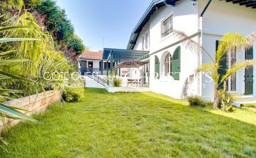House in Anglet, Nouvelle-Aquitaine, France 1