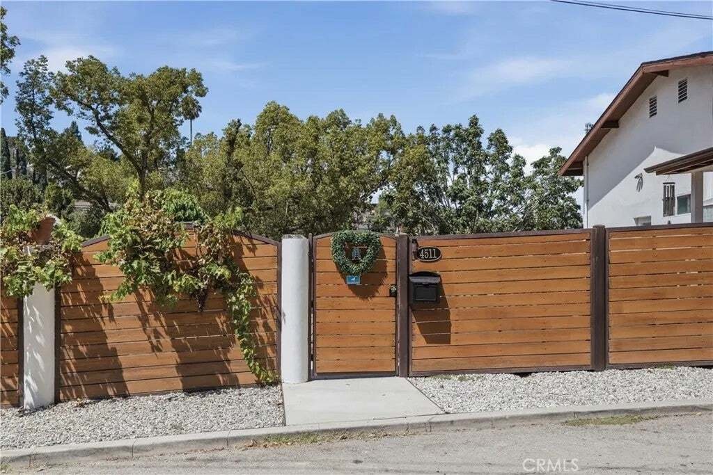Condo in Los Angeles, California, United States 1 - 18646537